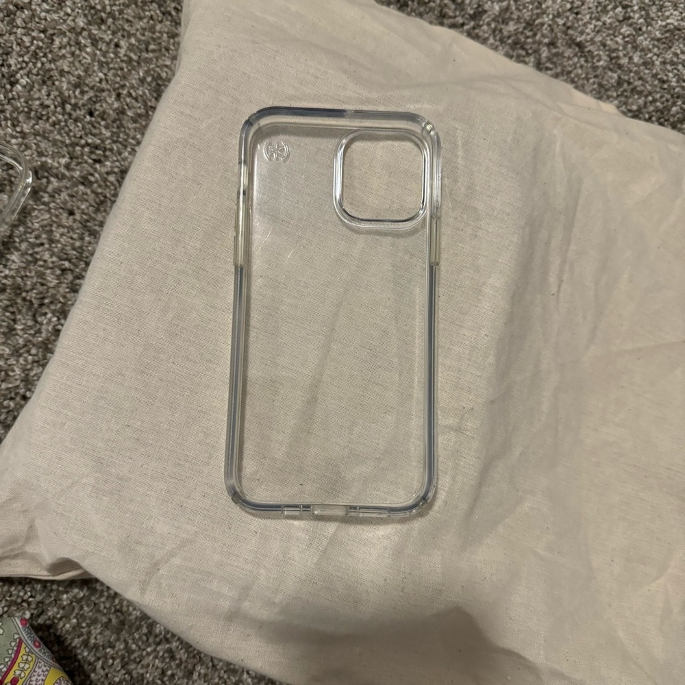 Speck iPhone 12 Pro case - Picture 2 of 2